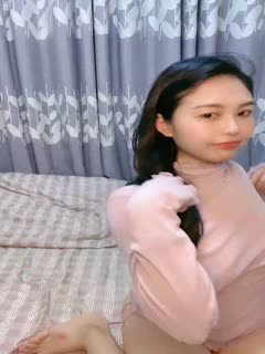 高颜值推荐气质美女期待摘下那颗粉嫩的小葡萄